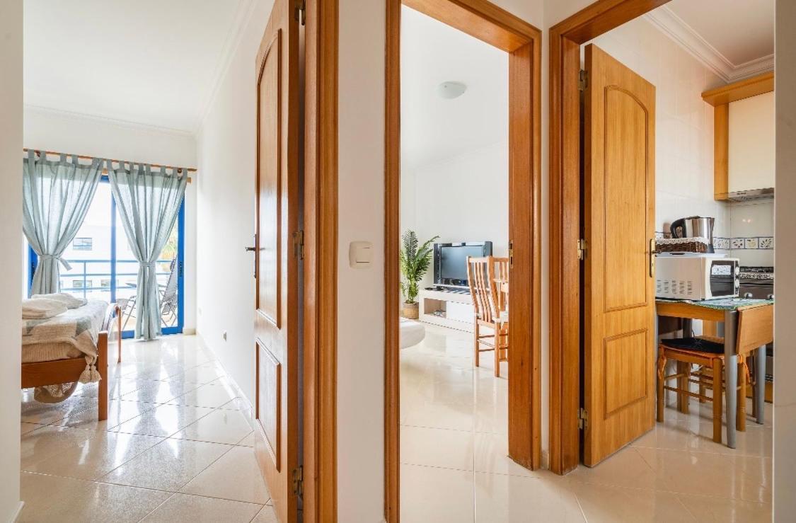 Quarteira Beach House Exterior photo